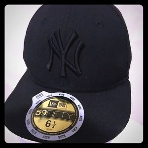 Pre-Loved Kids New York Yankees Fitted Cap